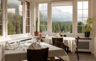 Veranda, Frühstück und Abendessen